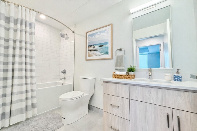 Building Photo - Brightwood