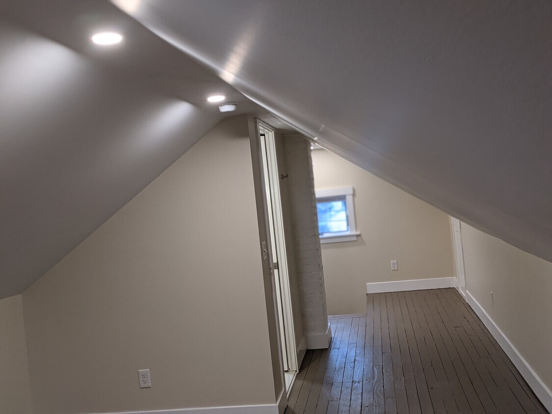 846 Bennington Dr, Rochester, NY 14616 House Rental in Rochester, NY