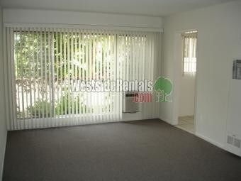 Primary Photo - 1301 Havenhurst Dr