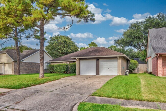 Foto del edificio - 6818 Brockington Dr