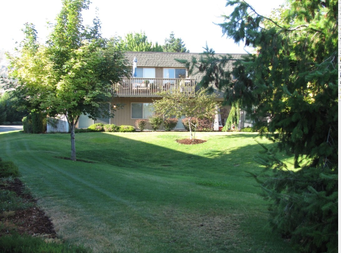 Castlerock Apartments Apartments Wenatchee, WA