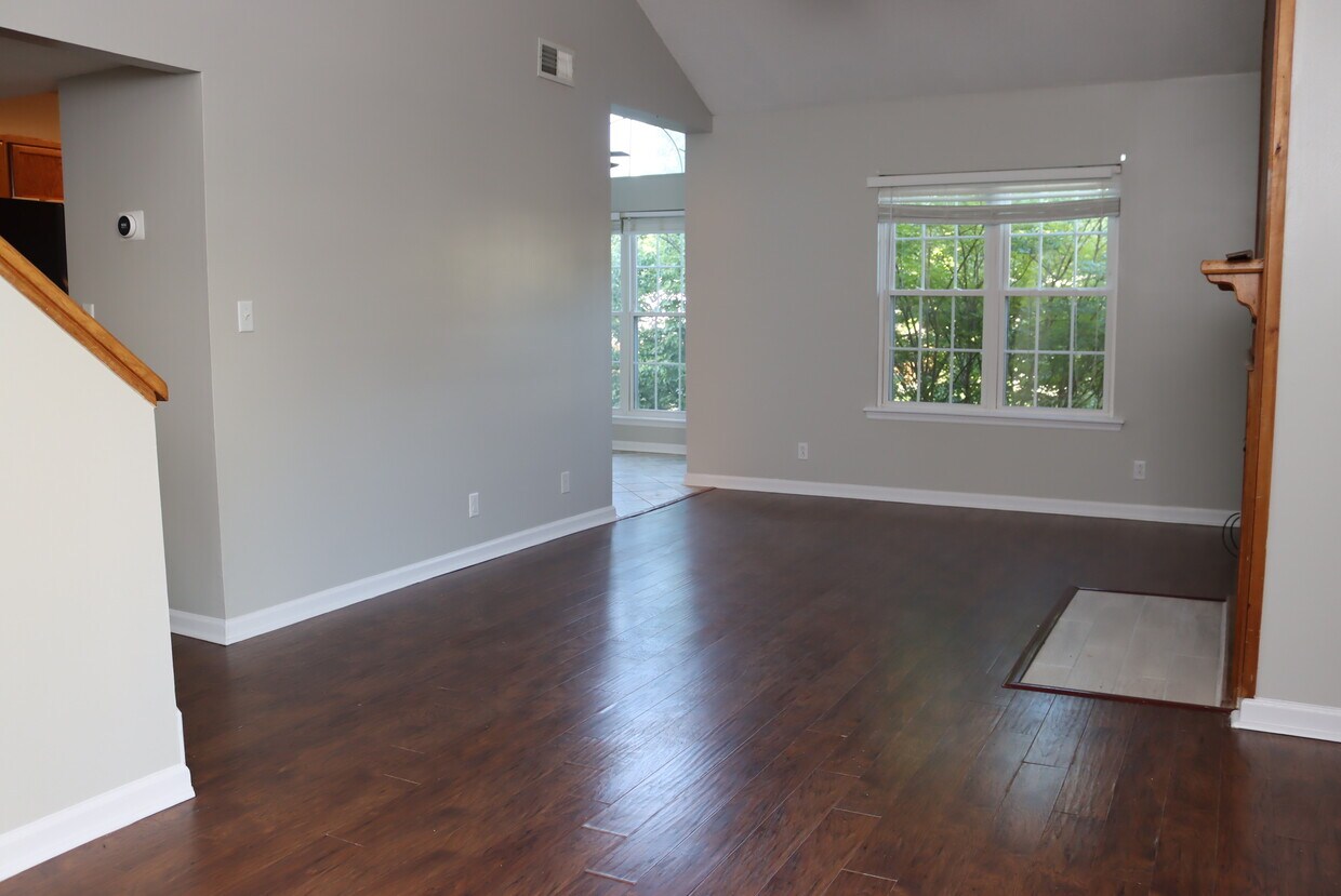 Foto principal - 1057 Stones Throw Dr NW