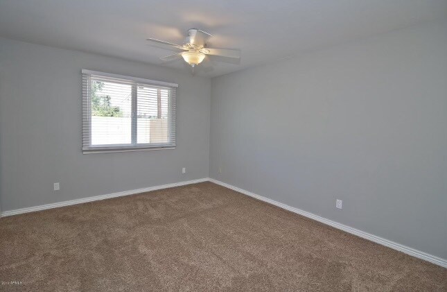 Building Photo - 1518 E Campus Dr