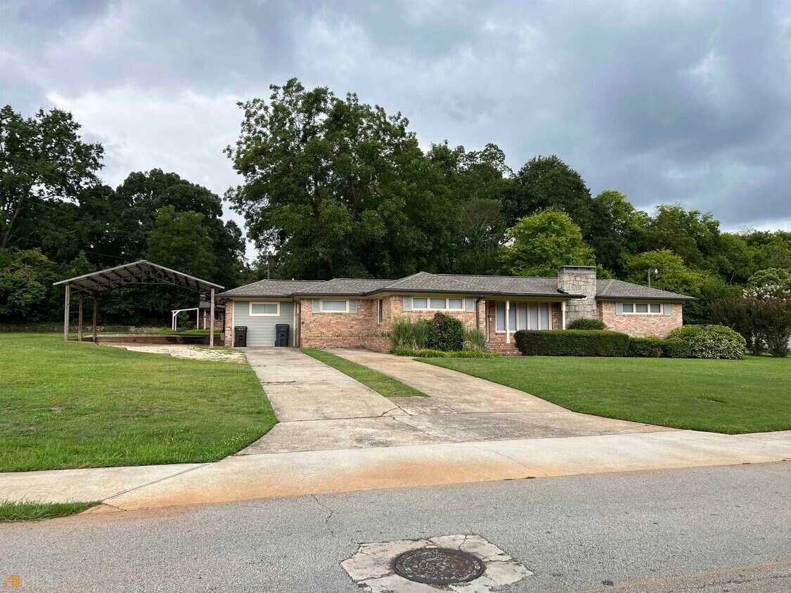 219 Fairview Dr, McDonough, GA 30253 House Rental in McDonough, GA