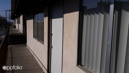 Foto del edificio - 420 S Real Rd