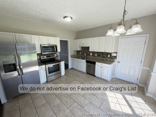 Building Photo - 8615 English Saddle Dr