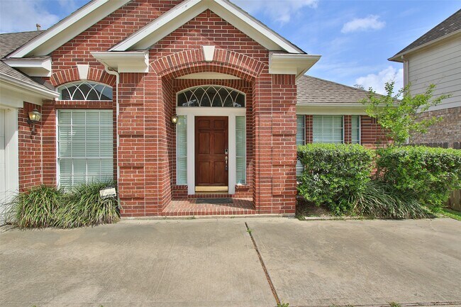 Building Photo - 9822 Therrell Dr