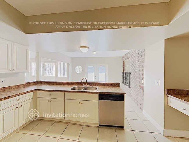 Foto del edificio - 4710 Madison St