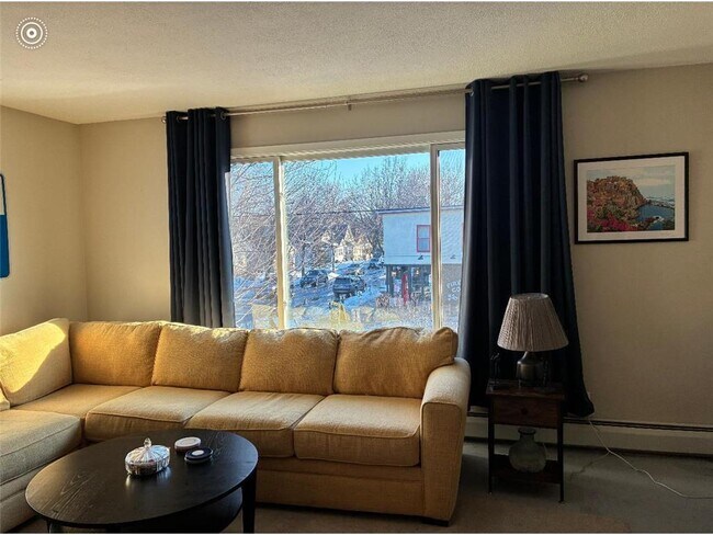 Foto del edificio - 3624 E 38th St