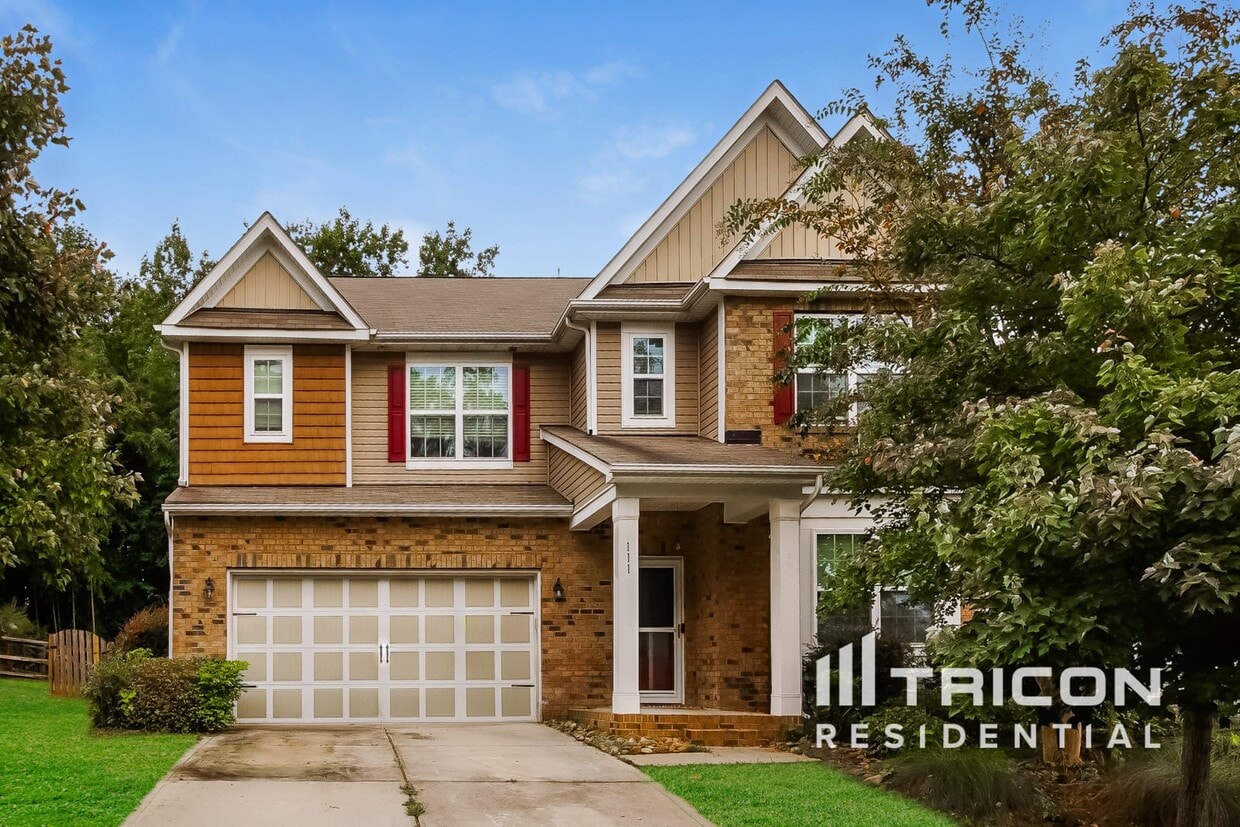 Primary Photo - 111 Rougemont Ln