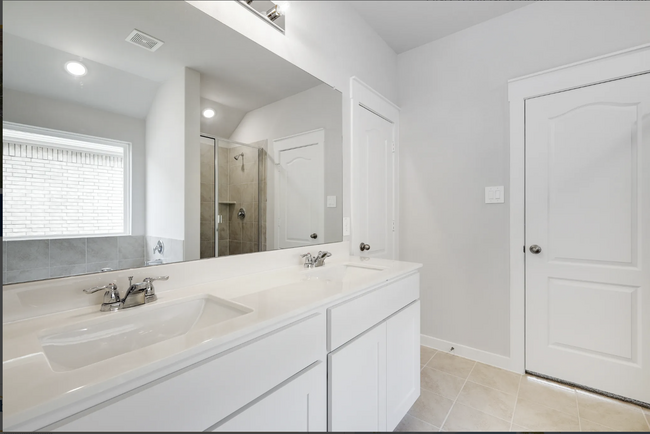 Building Photo - 4712 Peony Green Dr