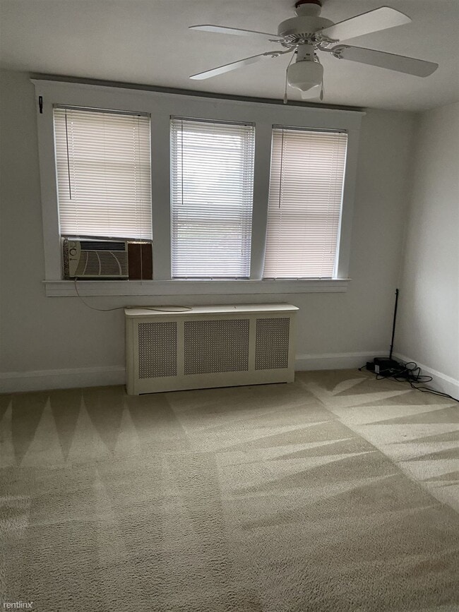 Building Photo - 2 br, 1 bath  - 2908 Linwood Ave