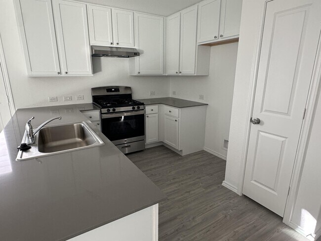 Building Photo - 5874 Coahulia Rdg