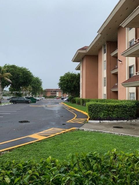 Foto del edificio - 17650 NW 68th Ave