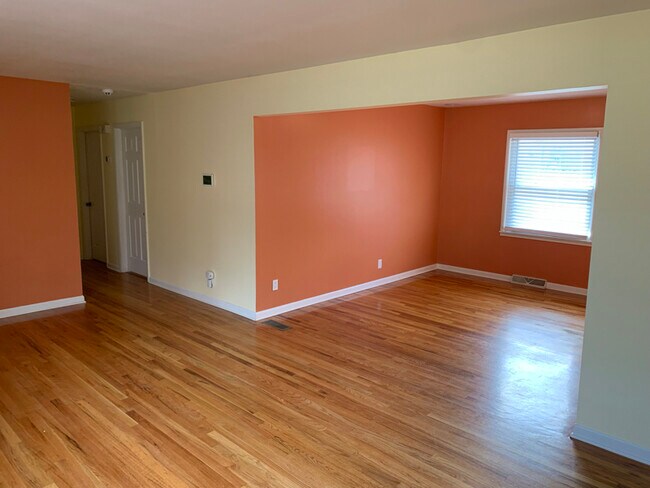 Foto del edificio - 624 NE 39th Terrace