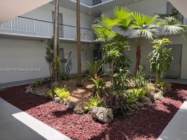 Building Photo - 9641 SW 77th Ave