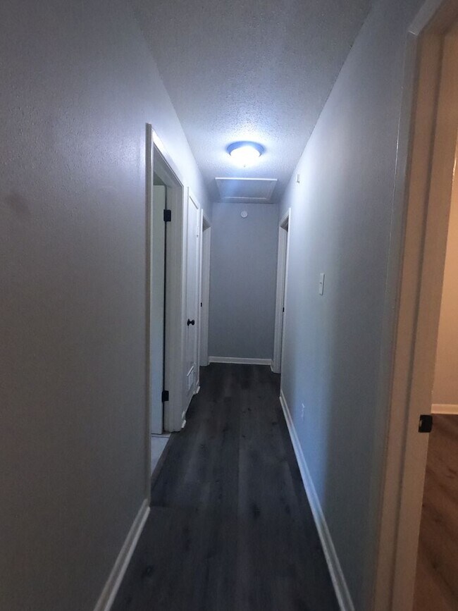 Foto del edificio - Newly Renovated Home In Frayser