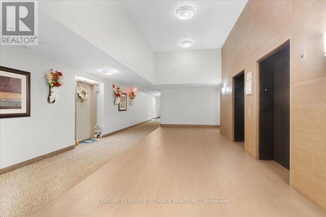 Building Photo - 60 Mendelssohn St