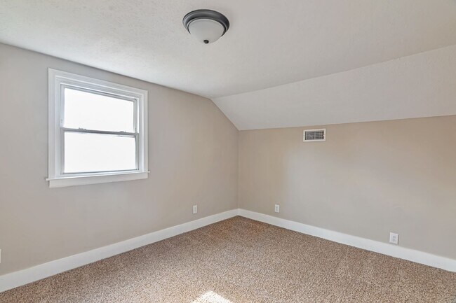 Foto del edificio - 416 Highland Ct