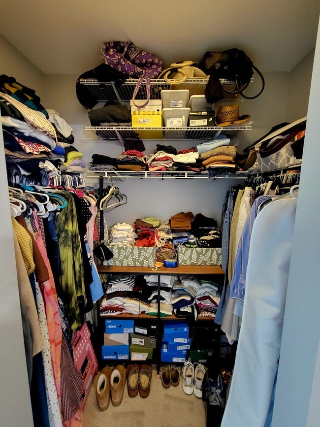 Building Photo - 33 W Ontario St