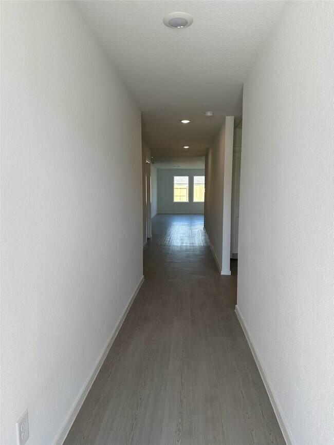 Foto del edificio - 1518 Amber Skies Ln