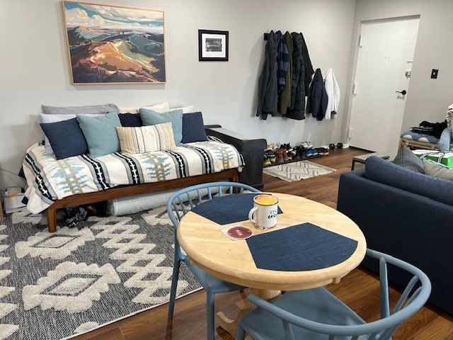 Building Photo - 317 Homeland Southway