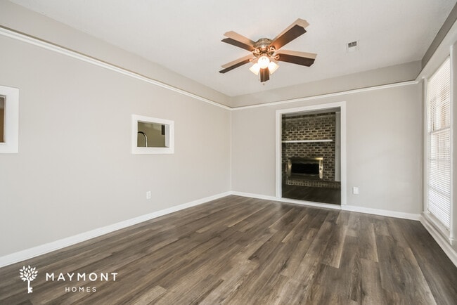 Building Photo - 115 Judith Dr