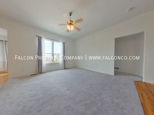 Building Photo - 6101 San Mateo Dr