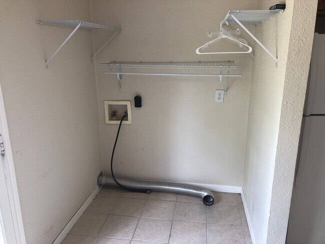 Foto del edificio - College Station - 2 Bedroom / 1 Bath Duple...