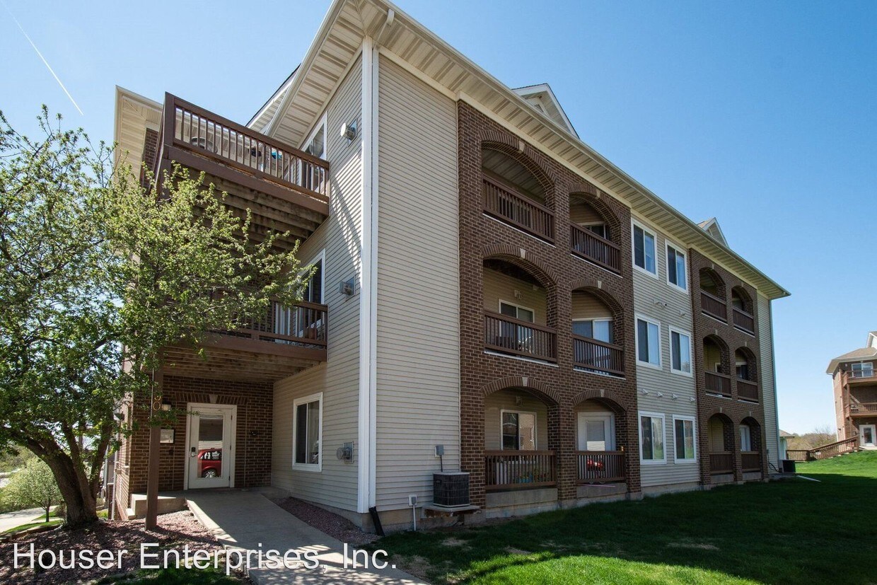 30 Redtail Bend Unit 9, Coralville, IA 52241 Apartment for Rent in