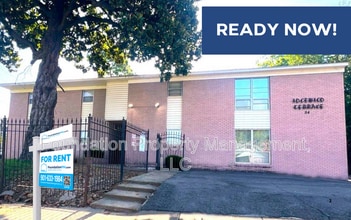 Building Photo - 34 N Idlewild St