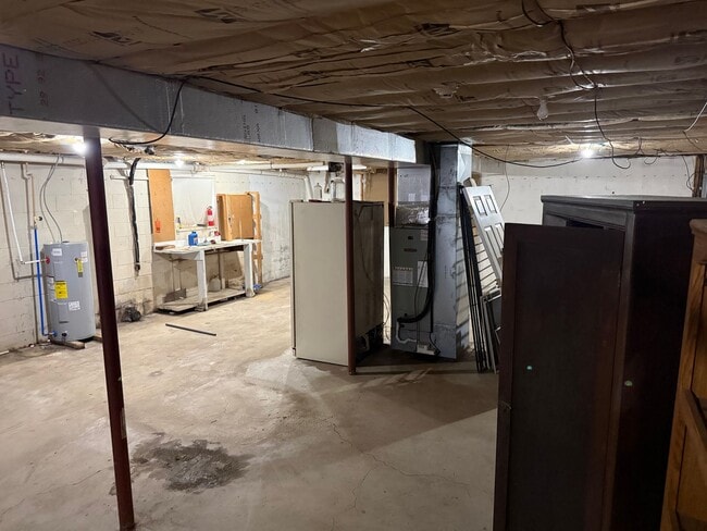 Foto del edificio - 3 Bedroom 2 Bathroom Fully Furnished Home ...