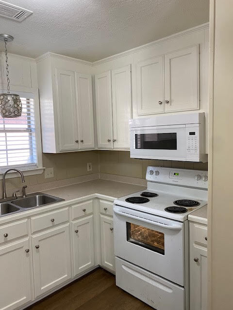 Foto del edificio - 310 A Mildred St