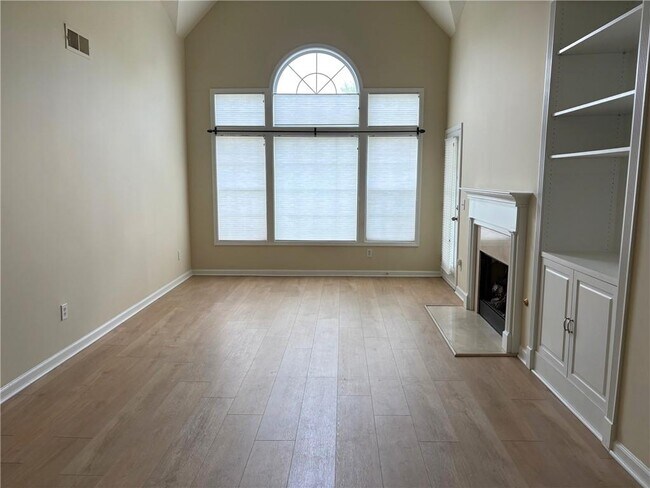 Building Photo - 3636 Habersham Rd NW