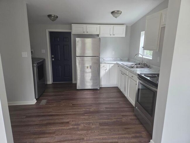 Foto del edificio - 170 Habig St