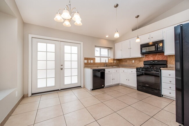 Building Photo - 1532 Helen Belle Dr