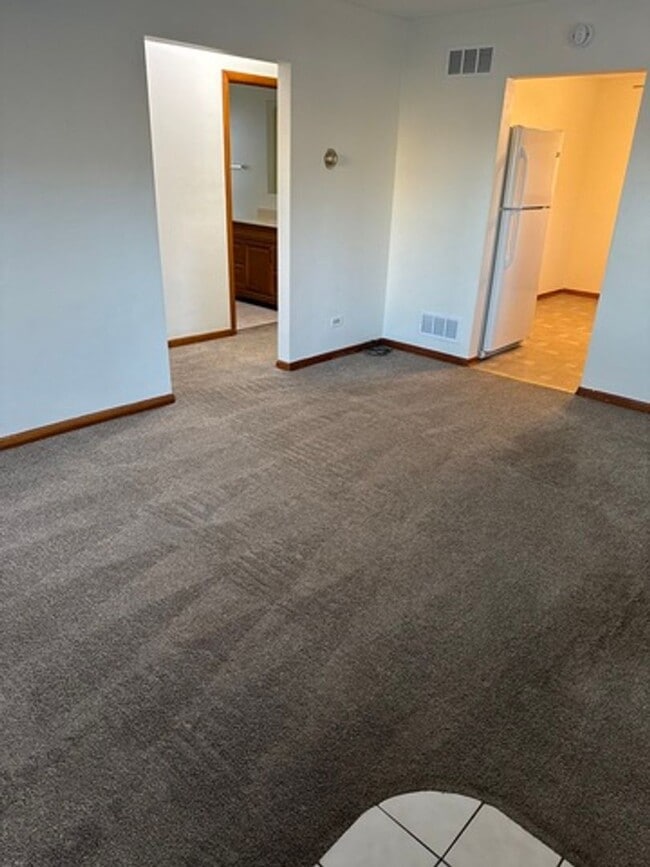 Building Photo - 207-209 N Lord Ave