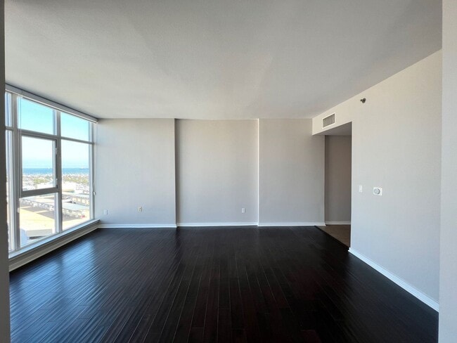 Foto del edificio - Downtown Long Beach - West Ocean - 1 Bedro...