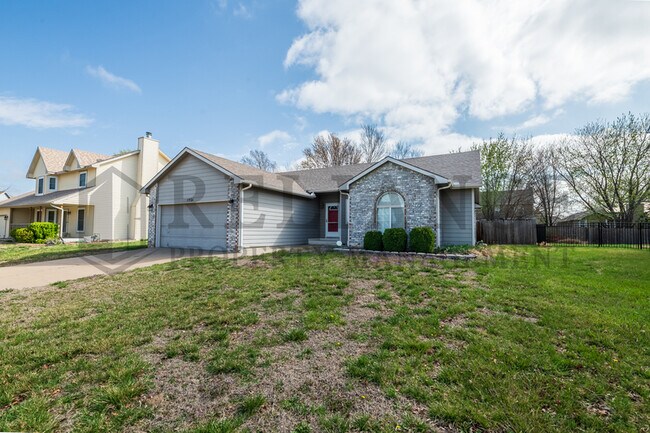Building Photo - 3826 N Cranberry St