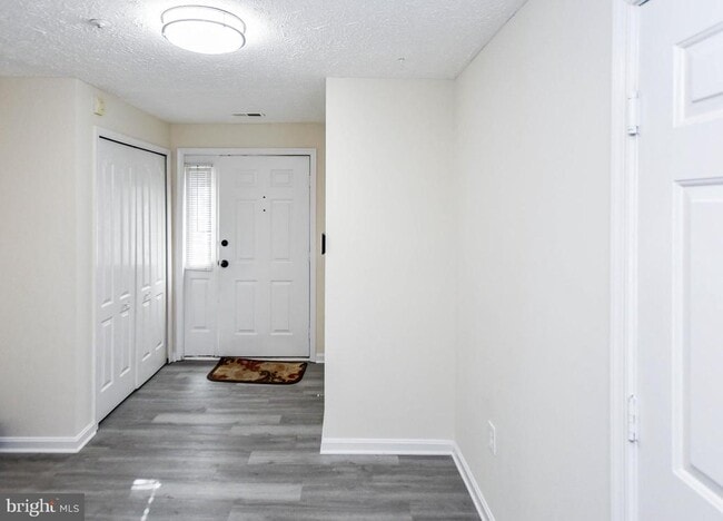 Building Photo - 5908 Grenfell Loop