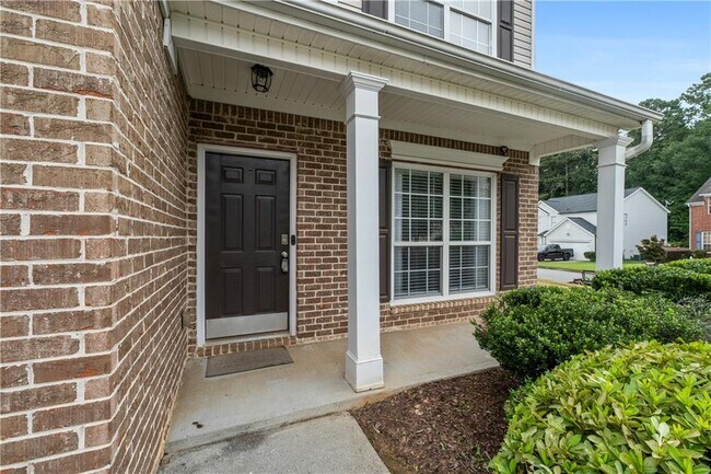 Building Photo - 4419 Silver Ridge Way SW