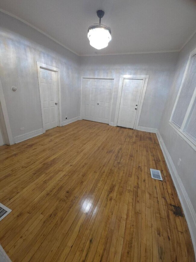 Foto del edificio - 5938 S LaSalle St