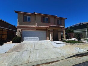 Building Photo - 125 Latente Dr