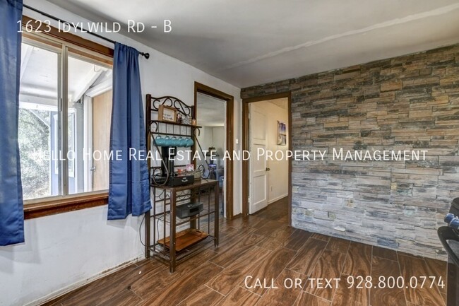 Building Photo - 1623 Idylwild Rd