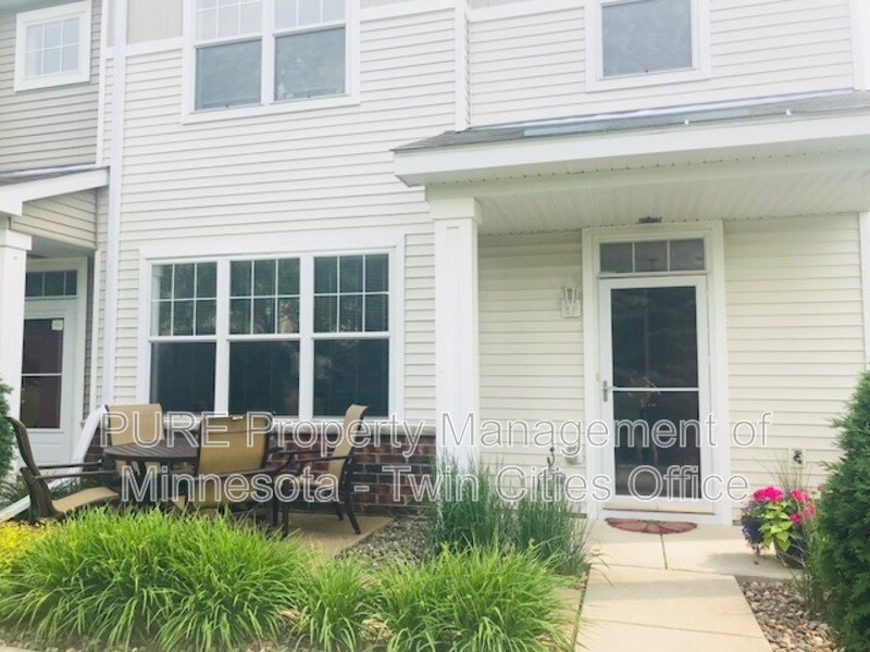Foto principal - 3333 Cherry Ln