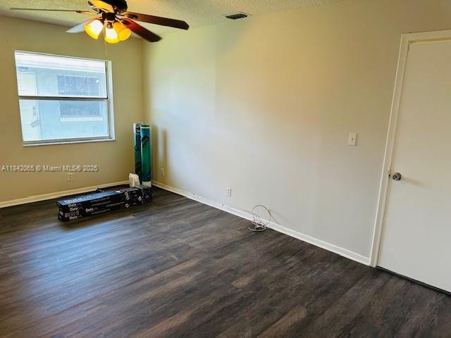 Foto del edificio - 853 SW 9th St