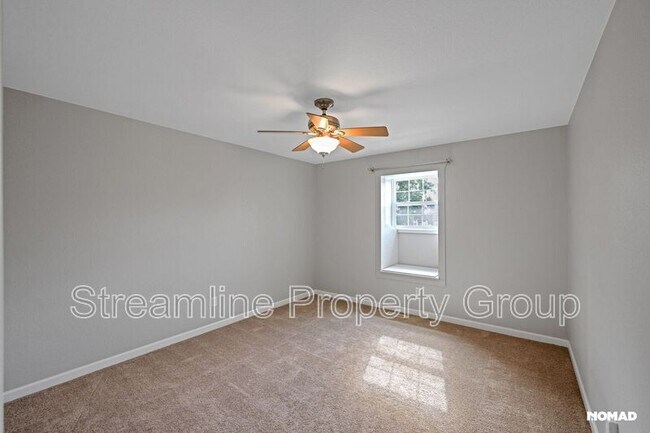 Foto del edificio - 10136 W Keene Ave