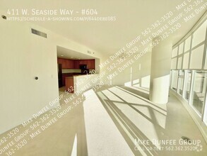 Building Photo - 411 W Seaside Way