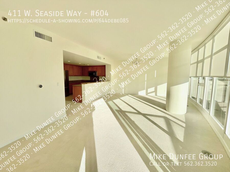 Foto principal - Upgraded 2 Bedroom, 2 Bath, 2 Parking Cond...