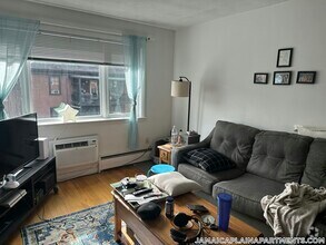 Building Photo - 50 Evergreen St